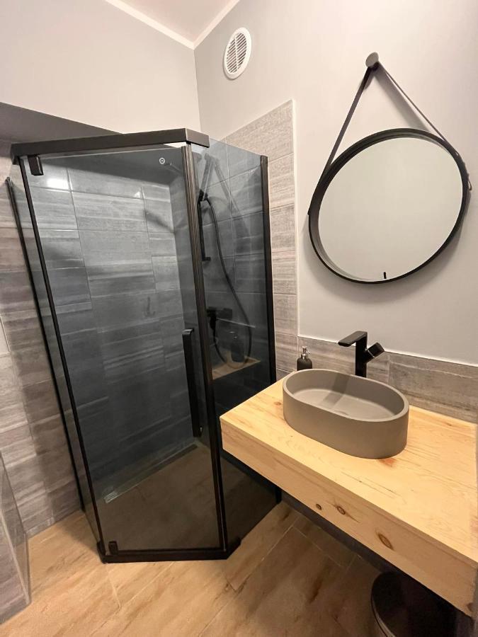 Hostel Woku Свебодзице Экстерьер фото