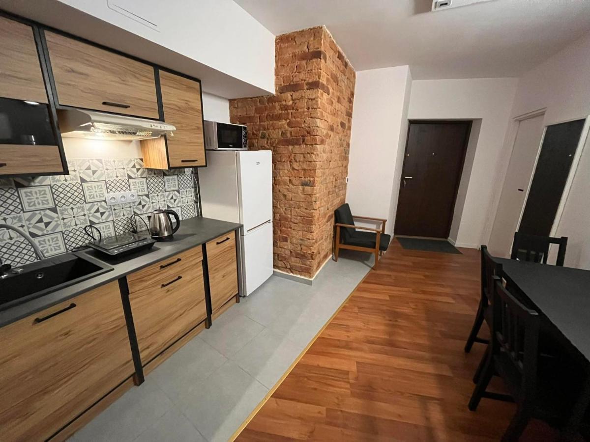 Hostel Woku Свебодзице Экстерьер фото