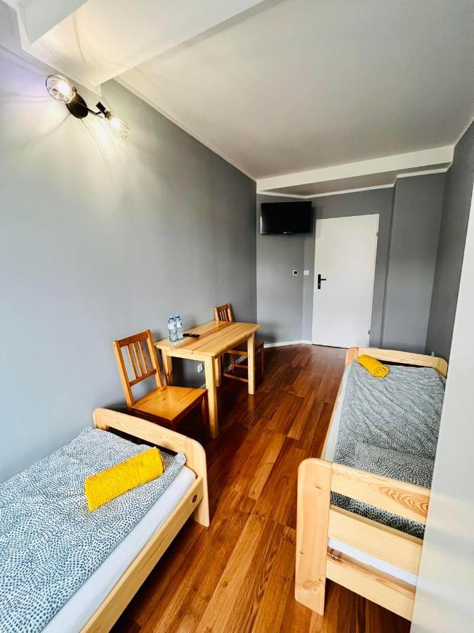 Hostel Woku Свебодзице Экстерьер фото